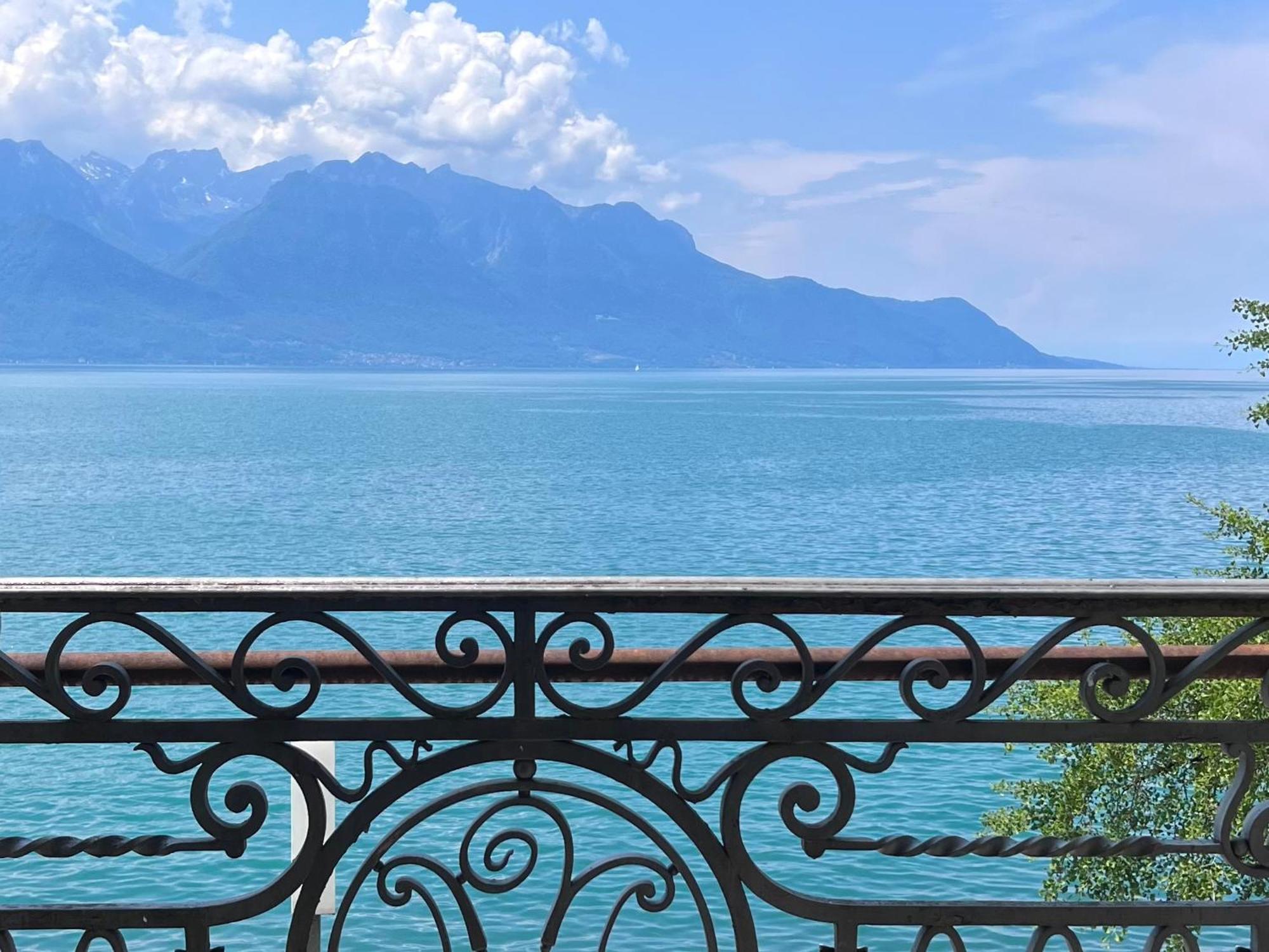 Montreux Riviera Suite Waterfront 3 Bedrooms Private Parking Luaran gambar