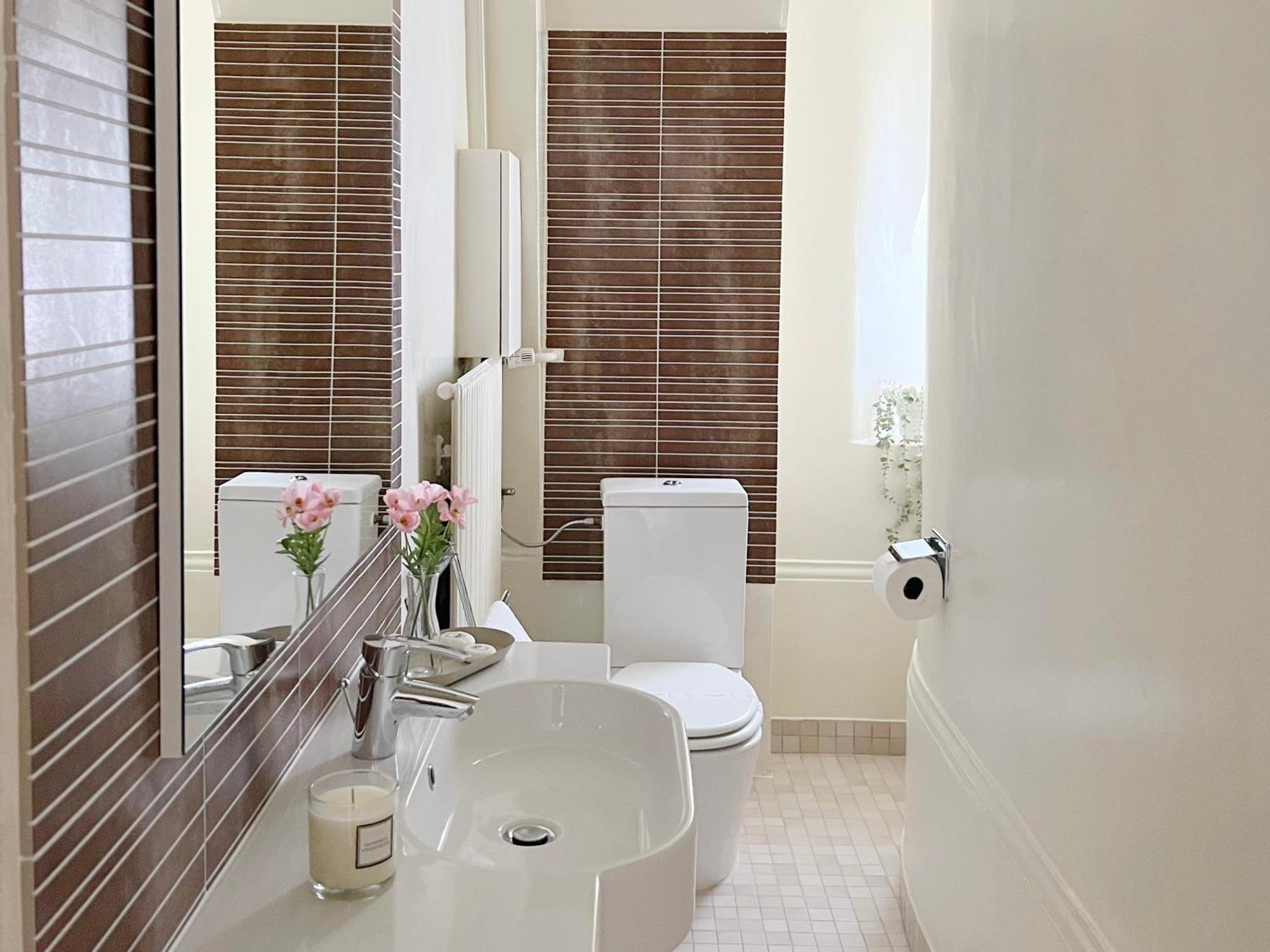 Montreux Riviera Suite Waterfront 3 Bedrooms Private Parking Luaran gambar