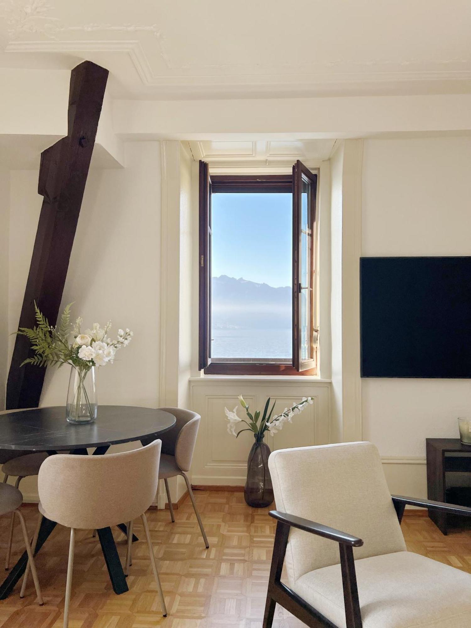 Montreux Riviera Suite Waterfront 3 Bedrooms Private Parking Luaran gambar