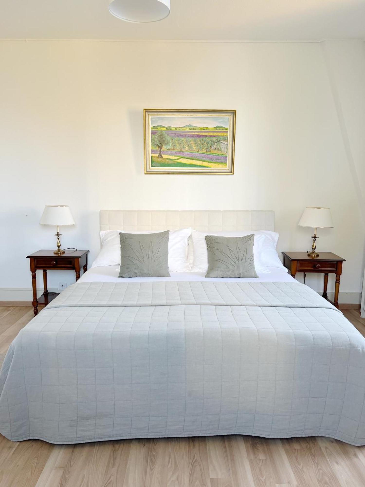 Montreux Riviera Suite Waterfront 3 Bedrooms Private Parking Luaran gambar